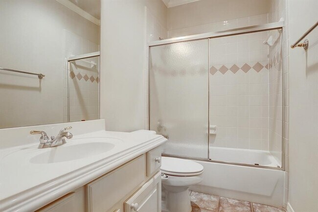 property at 2822 Briarhurst Park