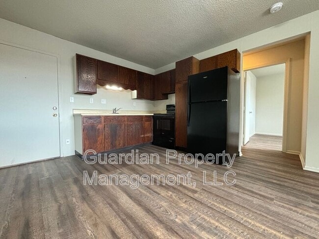 property at 1602 Brookside Dr