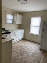 63 E Railroad Ave in Jamesburg, NJ - Building Photo