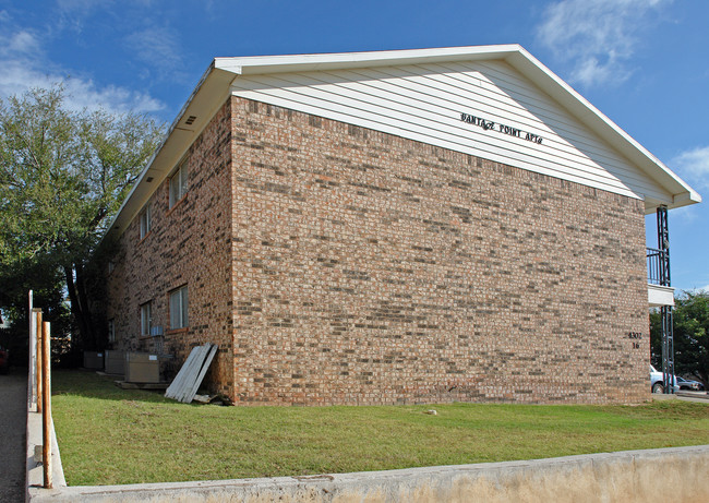 Vantage Point Apartments in Lubbock, TX - Foto de edificio - Building Photo