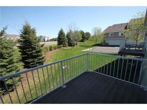 17644 69th Pl N in Maple Grove, MN - Building Photo - Building Photo