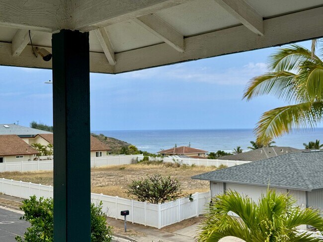1379 Owaka St in Wailuku, HI - Building Photo - Building Photo