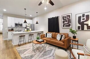 2406 Truxillo St in Houston, TX - Building Photo