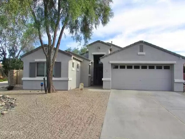 property at 765 E Palomino Way