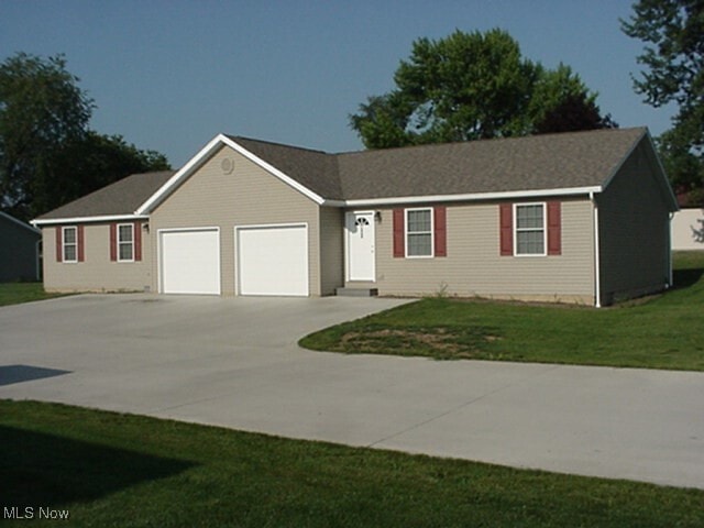 property at 196 9th St SW