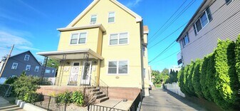 248 Pearl St, Unit 1 in Malden, MA - Building Photo