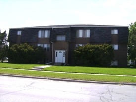 1231 N Dakota Ave Apartments