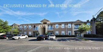 6935 Ortega Woods Dr