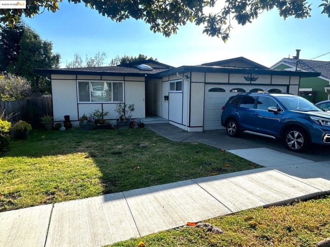 1345 Elm St in El Cerrito, CA - Building Photo - Building Photo