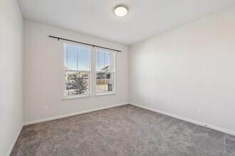 308 Castlefields St in Hutto, TX - Building Photo - Building Photo