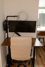 350 G St SW, Unit N507 in Washington, DC - Building Photo - Building Photo