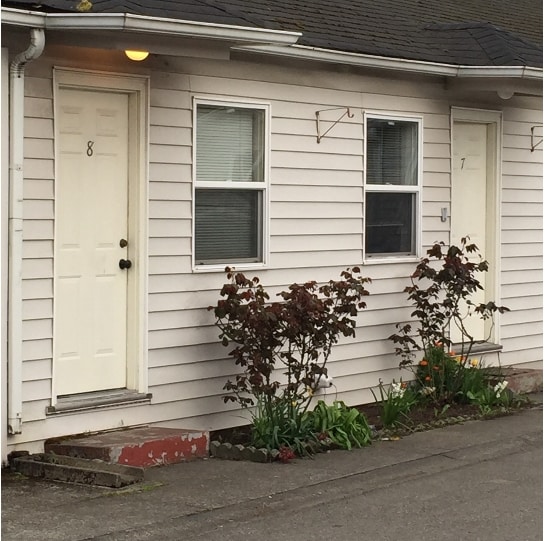 Cottage Apartments in Port Angeles, WA - Building Photo