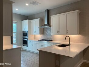 6528 East Michigan Ave in Phoenix, AZ - Building Photo - Building Photo