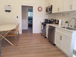 135 E Reed St, Unit 135 in San Jose, CA - Building Photo - Building Photo