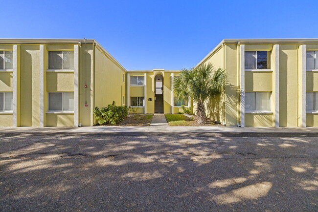 property at 3206 W Azeele St