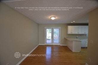 380 Ashland Manor Dr in Lawrenceville, GA - Foto de edificio - Building Photo