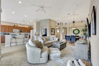 9110 Spanish Moss Way in Bonita Springs, FL - Building Photo - Building Photo