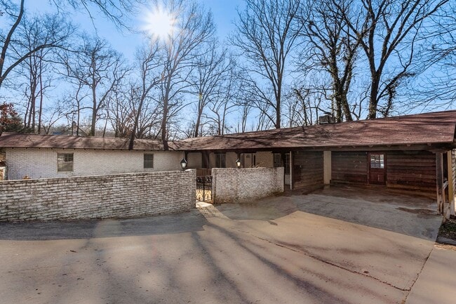 1741 N Walnut Ave in Fayetteville, AR - Building Photo - Building Photo