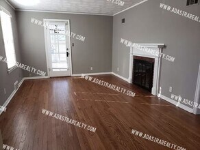 8410 55th Terrace in Mission, KS - Building Photo - Building Photo