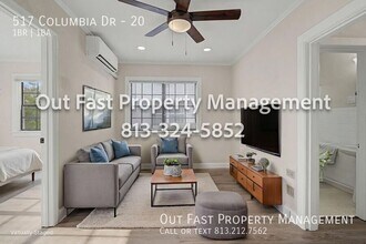 517 Columbia Dr, Unit 20 in Tampa, FL - Foto de edificio - Building Photo