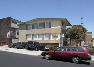 256 S Hobart Blvd in Los Angeles, CA - Building Photo - Building Photo