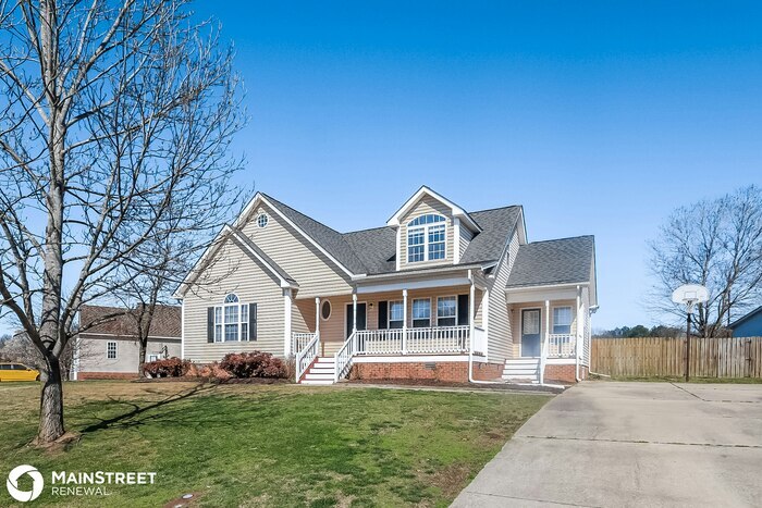 1305 Sweetclover Dr in Wake Forest, NC - Building Photo