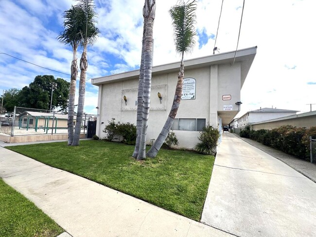 14810 Halldale Ave. in Gardena, CA - Building Photo - Building Photo