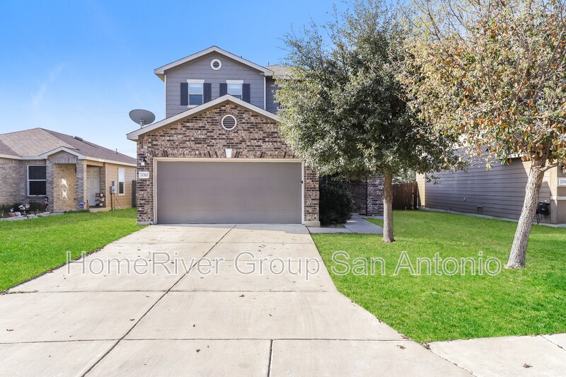 7010 Palomino Bay in San Antonio, TX - Building Photo