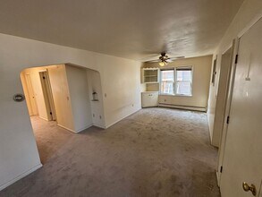 1135 E Gorham St in Madison, WI - Foto de edificio - Building Photo