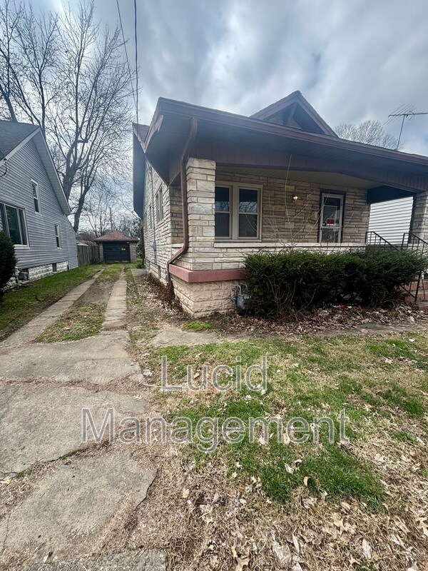 1310 Earl Ave in Louisville, KY - Foto de edificio - Building Photo