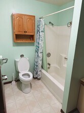 228 W Broadway St in Blair, WI - Foto de edificio - Building Photo