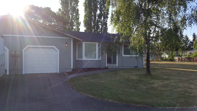 property at 1014 153rd St Ct E
