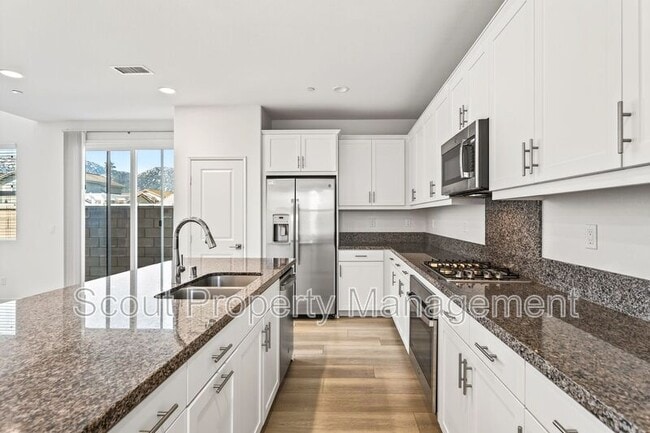 45079 Via Vela in Temecula, CA - Building Photo - Building Photo