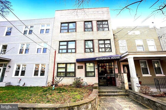 610 Jefferson St NW, Unit 101 in Washington, DC - Building Photo - Building Photo