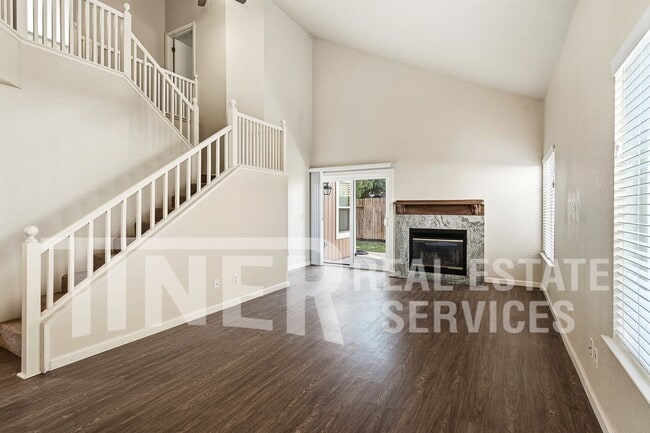 5626 Bolton Way in Rocklin, CA - Building Photo - Building Photo