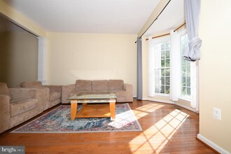 13955 Lullaby Rd in Germantown, MD - Building Photo - Building Photo