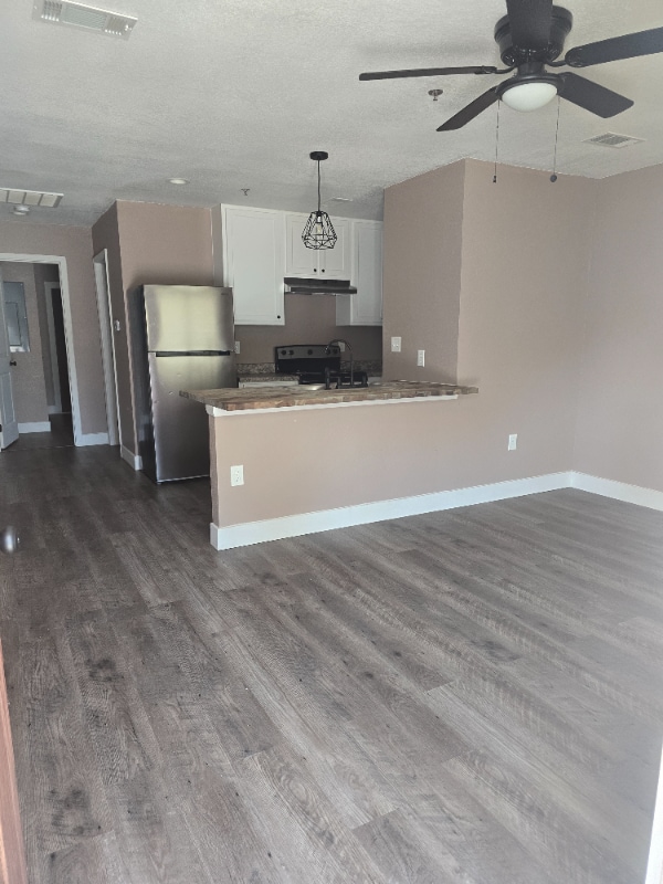2015 E Canal St in Picayune, MS - Building Photo - Building Photo