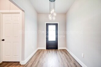 6731 New York St in Houston, TX - Building Photo - Building Photo