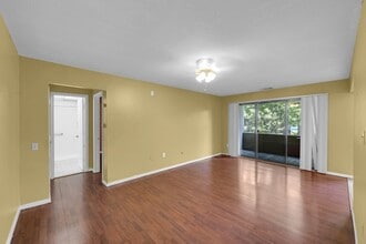 6 Shrewsbury Green Dr in Shrewsbury, MA - Building Photo - Building Photo