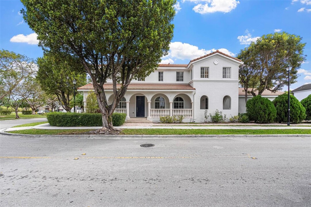 14336 SW 272nd Ln in Homestead, FL - Building Photo