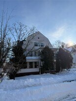 82-84-84 Oxford St in Hartford, CT - Building Photo