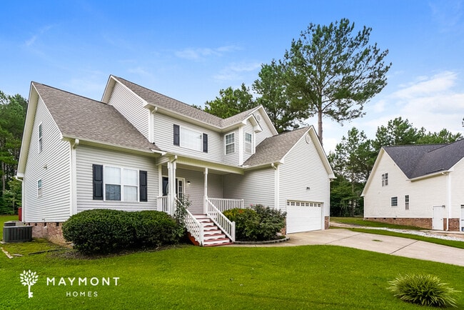 128 E Trafalgar Ct in Clayton, NC - Building Photo - Building Photo