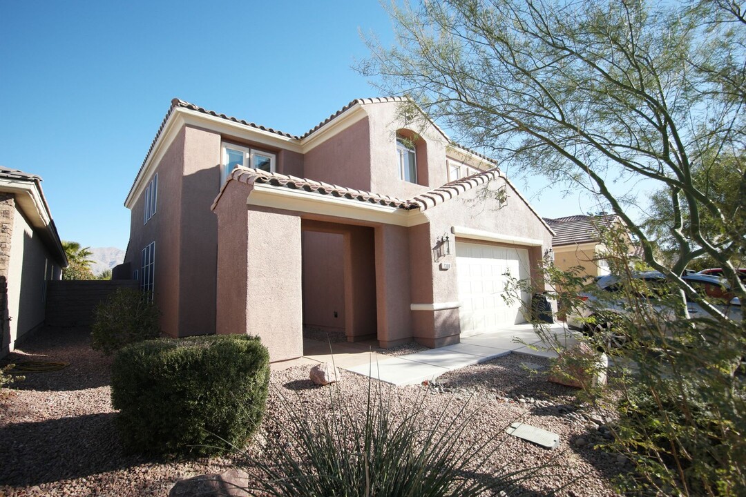 7308 Fairwind Acres Pl in Las Vegas, NV - Building Photo