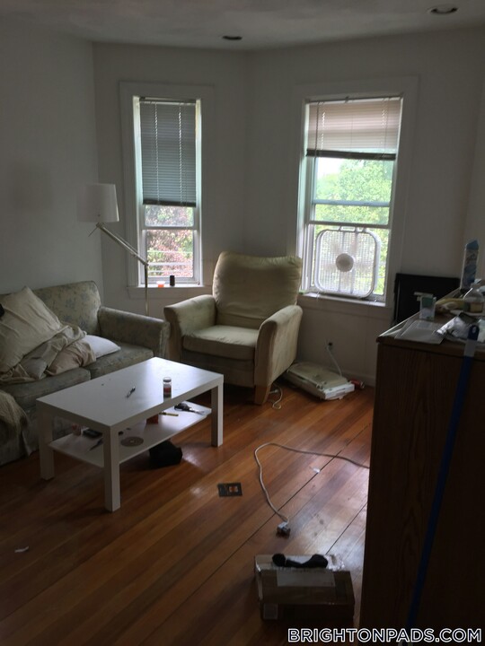 26 Union St in Boston, MA - Building Photo