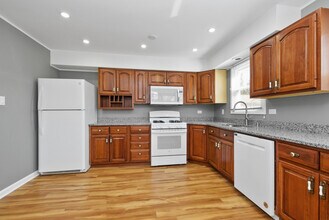 18031 65th Ave in Tinley Park, IL - Building Photo - Building Photo