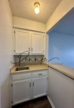 105 SW 20th St in Oak Grove, MO - Building Photo - Building Photo