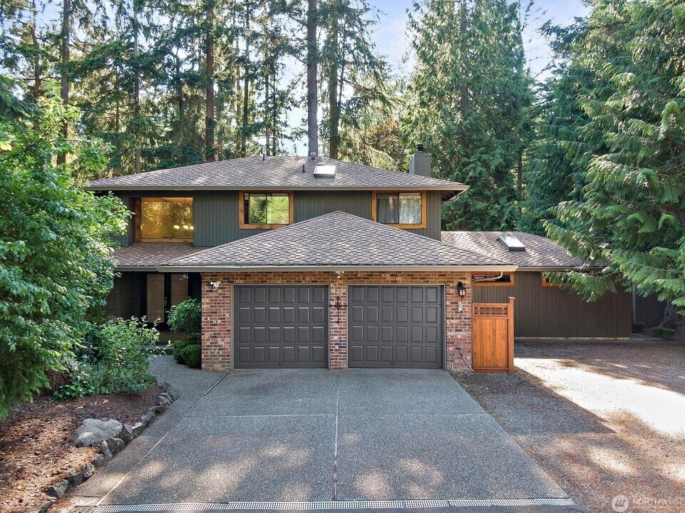 36923 33rd Ave S in Auburn, WA - Foto de edificio
