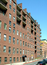 The Clermont Cove in Jersey City, NJ - Building Photo - Building Photo