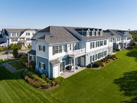 Fairfield at Southampton in Southampton, NY - Building Photo