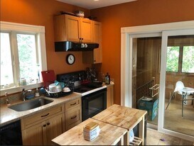 53 Hudson St, Unit 2 in Somerville, MA - Building Photo